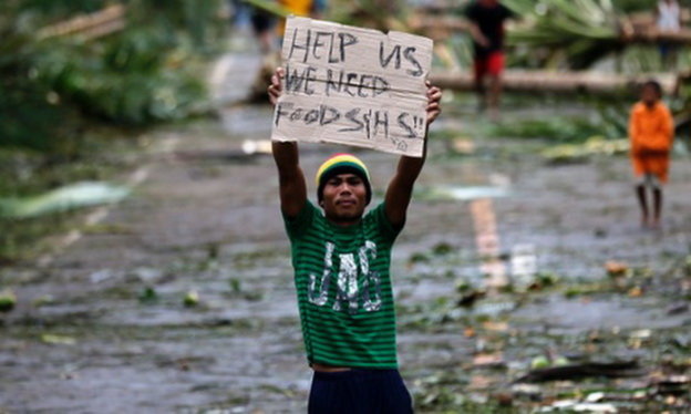[-]Philippines:[-]đã[-]có[-]ít[-]nhất[-]21[-]người[-]chết[-]do[-]bão[-]Hagupit